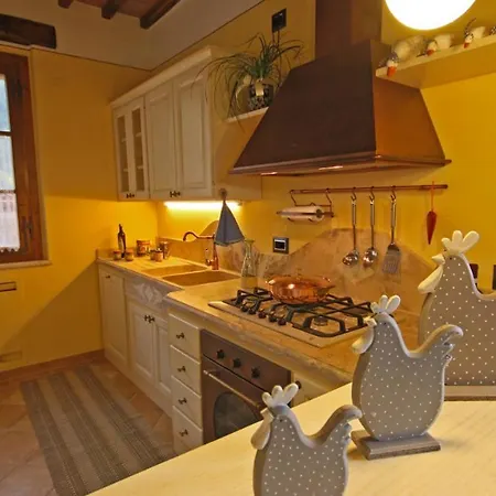 Le Terre Di Nunzio 12, Emma Montepulciano Stazione