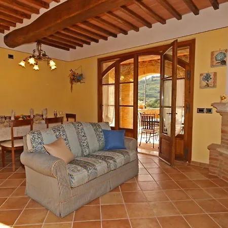 Le Terre Di Nunzio 12, Emma Montepulciano Stazione