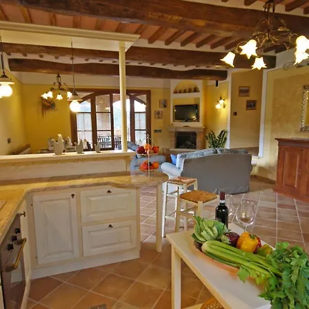 Le Terre Di Nunzio 12, Emma *