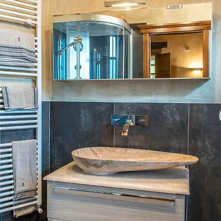 Le Terre Di Nunzio 12, Emma Villa *