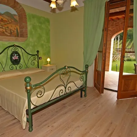 Le Terre Di Nunzio 12, Emma Villa *